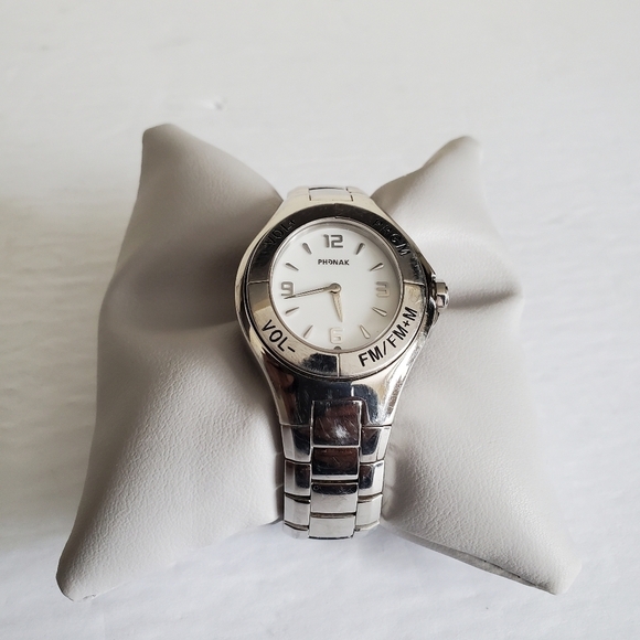 Phonak Hearing Aid Controller Watch Pilot 2 - Picture 4 of 13